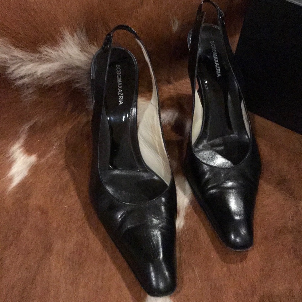Shoes - Picture 4 of 5